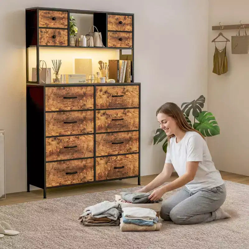 Commode avec 12 tiroirs en tissu, Commode de chambre avec station de recharge, Commodes et chiffonniers