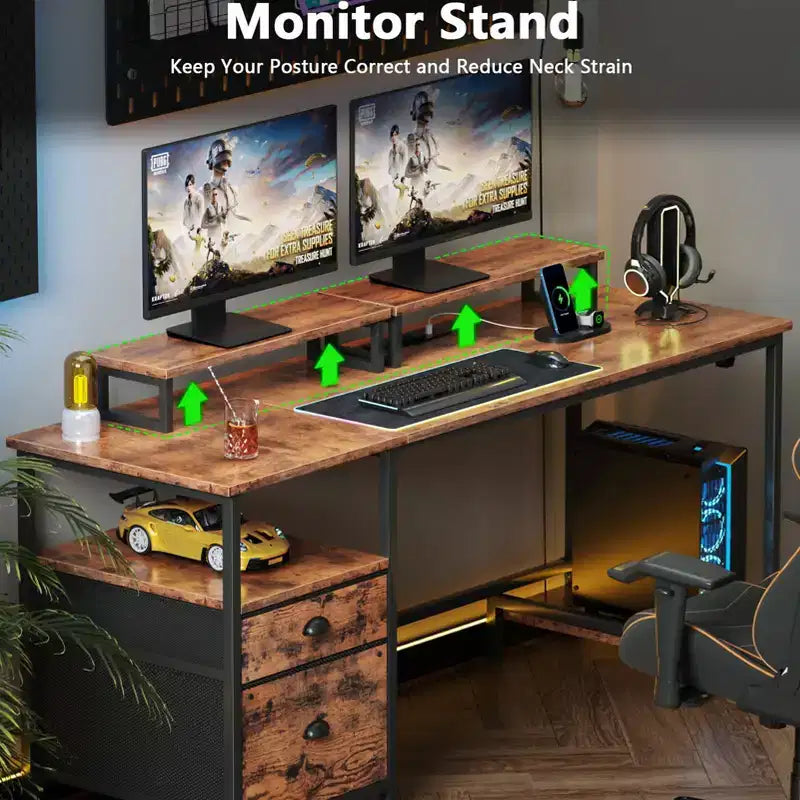 Bureau d'ordinateur brun rustique de 55 pouces avec station de charge, classeur, bureau de jeu pour bureau à domicile, 2 supports de moniteur, tiroir de rangement, étagère, table d'écriture