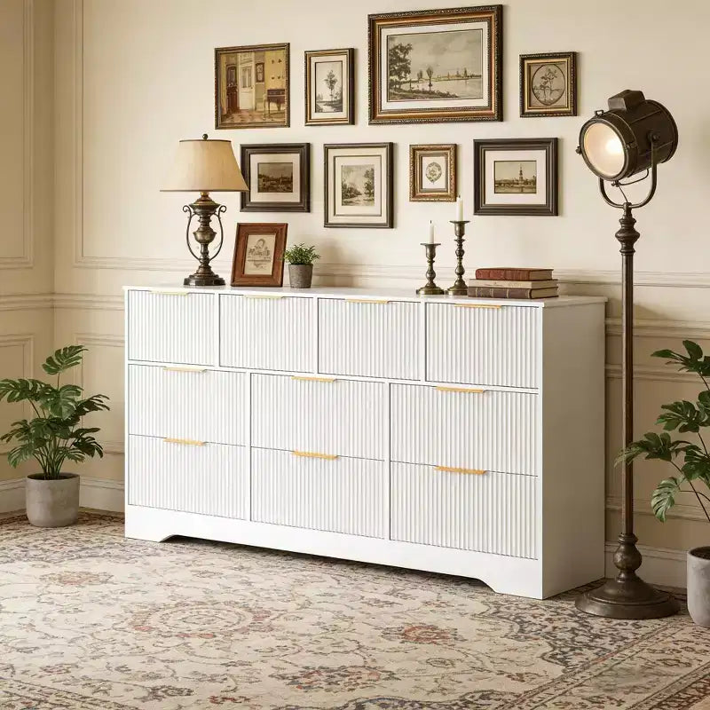Commode en bois avec poignées métalliques pour salon, couloir, entrée